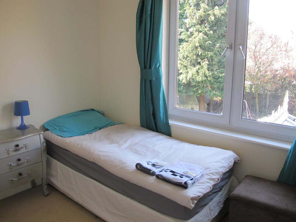 Westmorland - 4 Bedroom House - Free Parking For Up To 7 Cars - Walking Distance To Qmc And University - Ideal For Contractors And Large Groups Nottingham Exterior foto